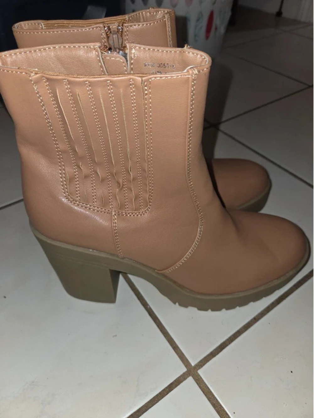 Brown boots size 10